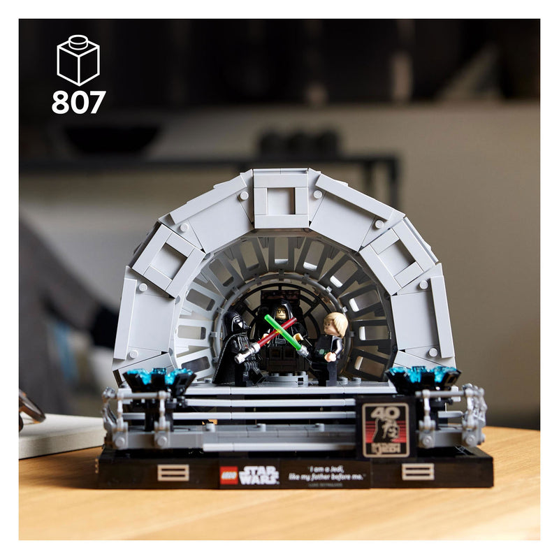 Afbeelding laden in galerijviewer, Lego LEGO Star Wars 75352 Troonzaal van de Keizer Diorama