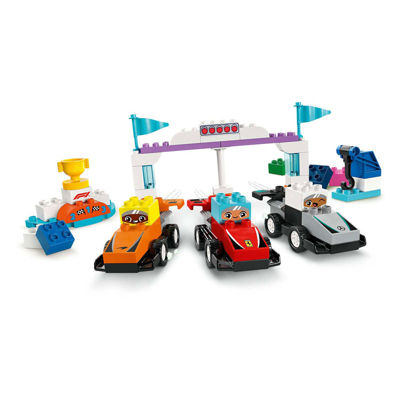 Afbeelding laden in galerijviewer, Lego duplo town 10445 f1 team racewagens en coureurs