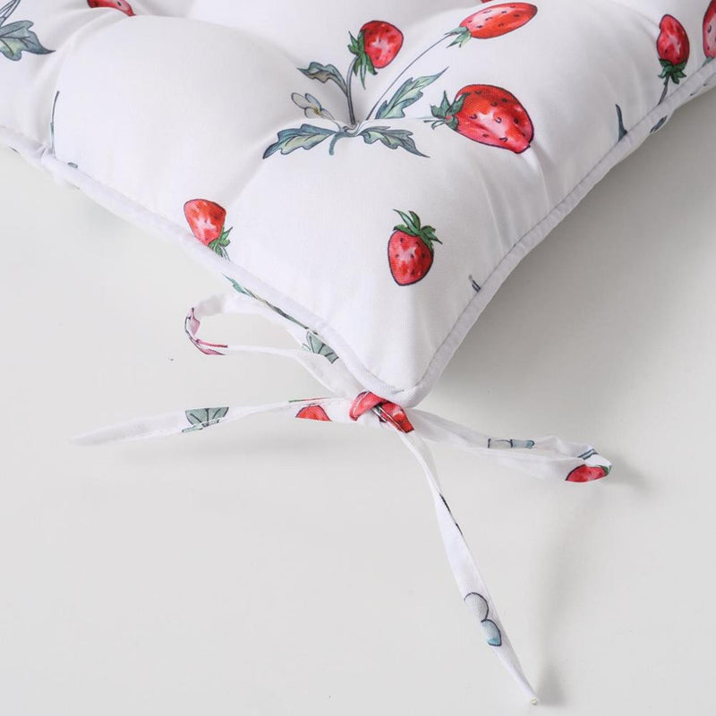 Afbeelding laden in galerijviewer, Boltze home zitkussen aardbei 'emily' polyester 40x40x7cm