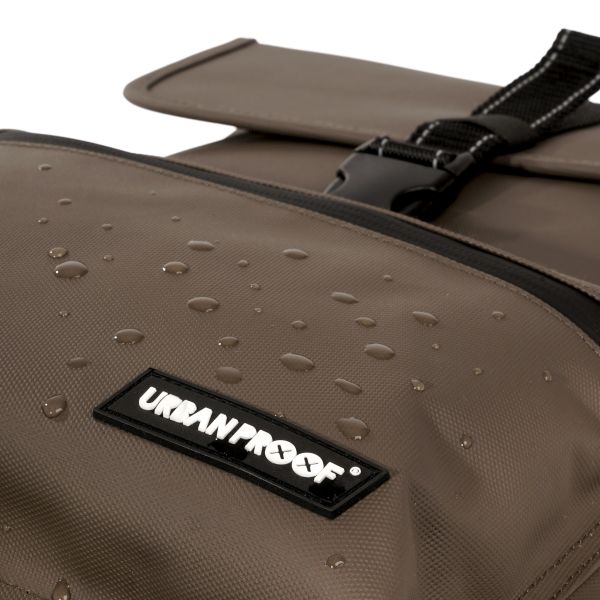 Afbeelding laden in galerijviewer, Urbanproof fietstas cargo up recycle 20l bruin