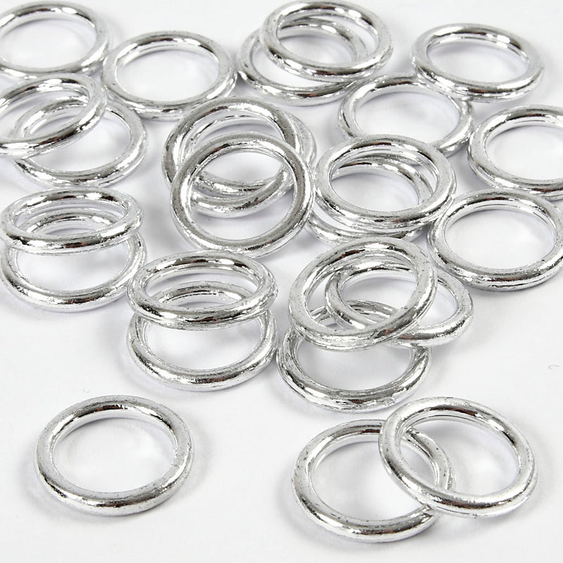 Afbeelding laden in galerijviewer, Https: www.cchobby.nl plastic-ring-afm-15-mm-dikte-2-mm-zilver-25-stuk-1-doos