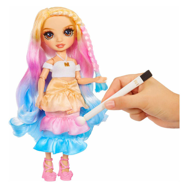 Afbeelding laden in galerijviewer, Rainbow high watercolor create-modepop - bruine ogen