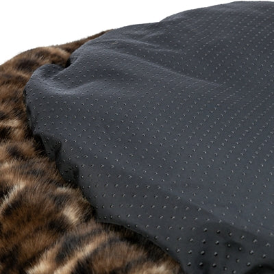 Afbeelding laden in galerijviewer, Trixie hondenmand leo soft rond pluche bruin panterprint
