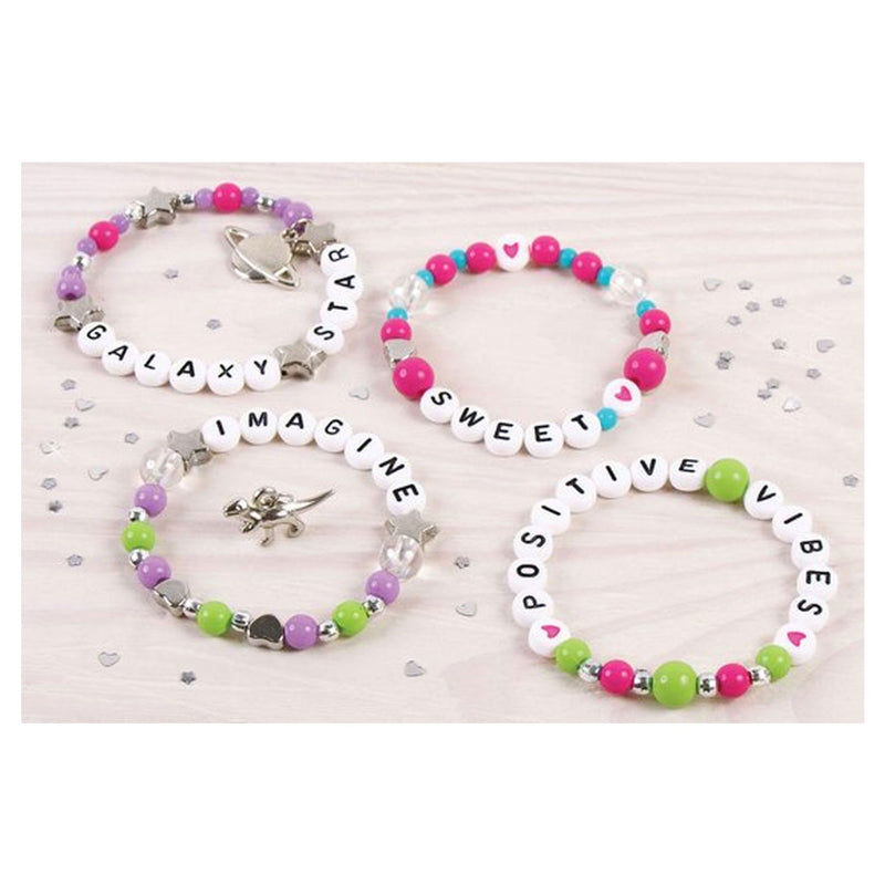 Afbeelding laden in galerijviewer, Make it real - diy blokletter sieradenset - maak 4 unieke armbanden met letters