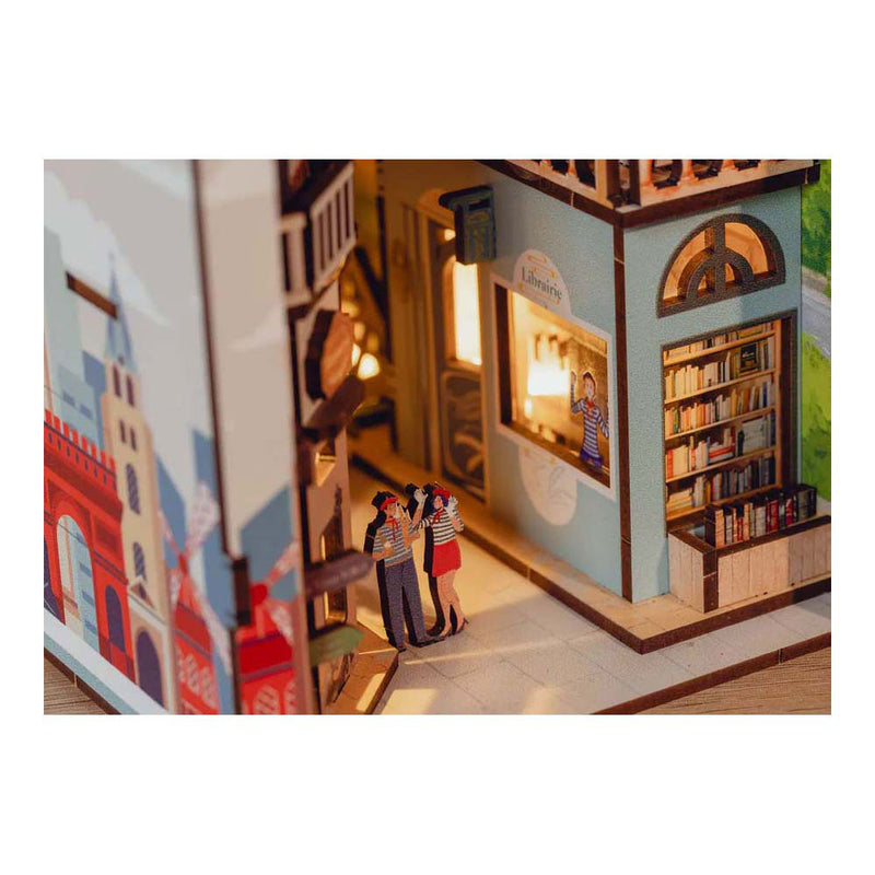 Afbeelding laden in galerijviewer, Revell - tiny adventures book nook paris