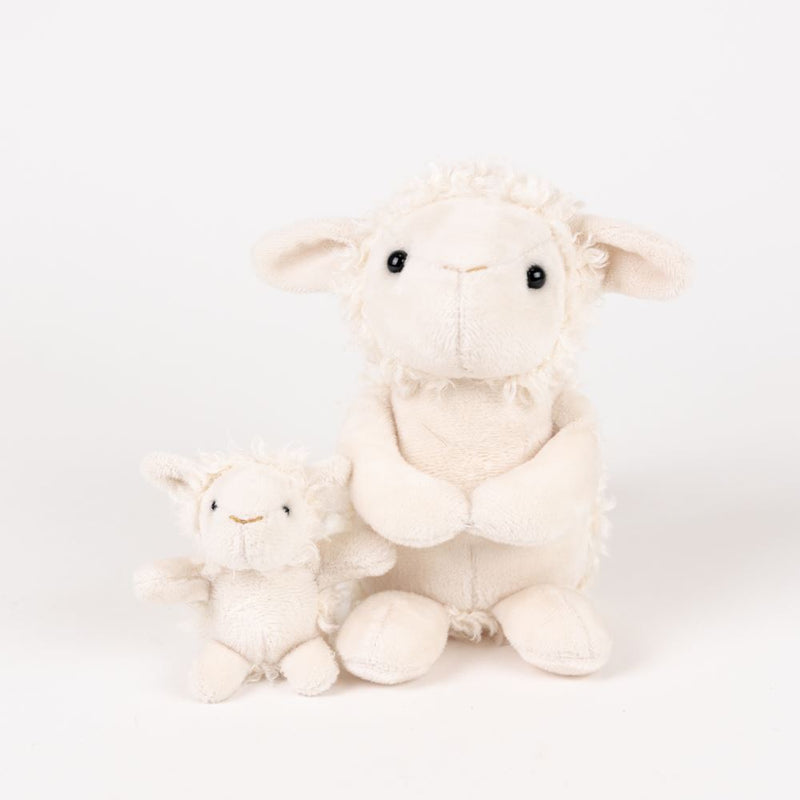 Afbeelding laden in galerijviewer, Egmont knuffel schaap met baby. 15x15x12