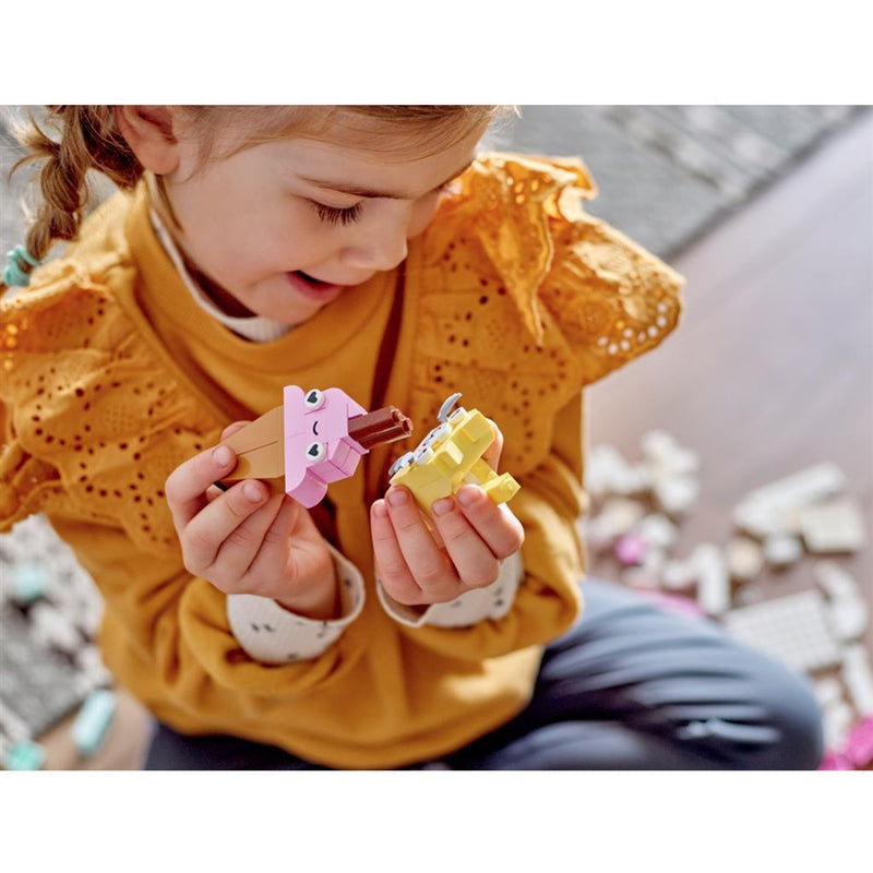 Afbeelding laden in galerijviewer, Lego classic 11028 creatief spelen met pastelkleur