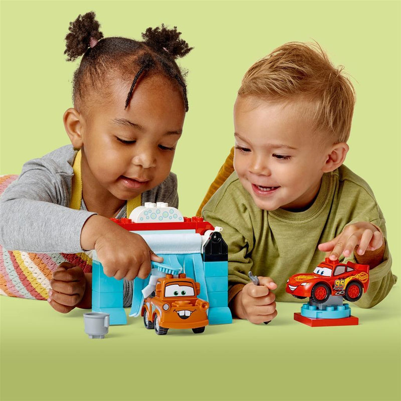 Afbeelding laden in galerijviewer, Lego Duplo Duplo 10996 Disney Bliksem McQueen + Takel Wasstraat