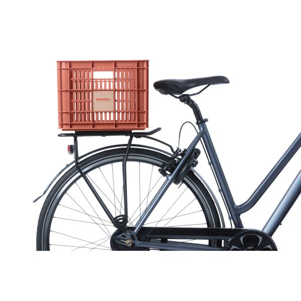 Afbeelding laden in galerijviewer, Basil fietskrat M - medium - 29.5 liter - rood