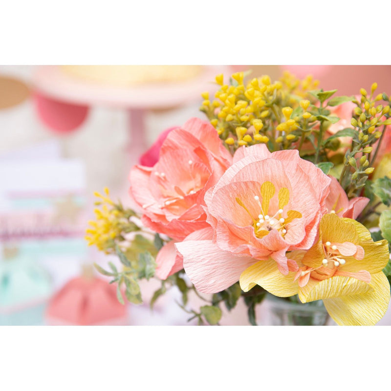 Afbeelding laden in galerijviewer, Sizzix • thinlits die set lisianthus by alexis trimble