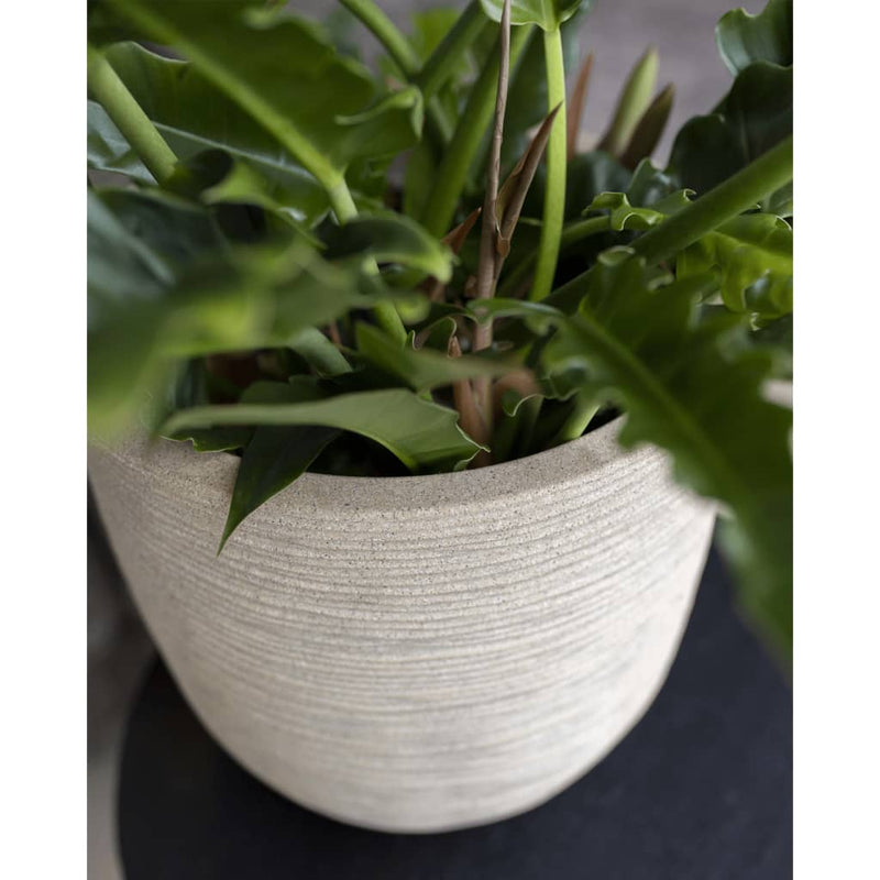 Afbeelding laden in galerijviewer, Capi bloempot waste rib 35x34 cm terrazzo beige