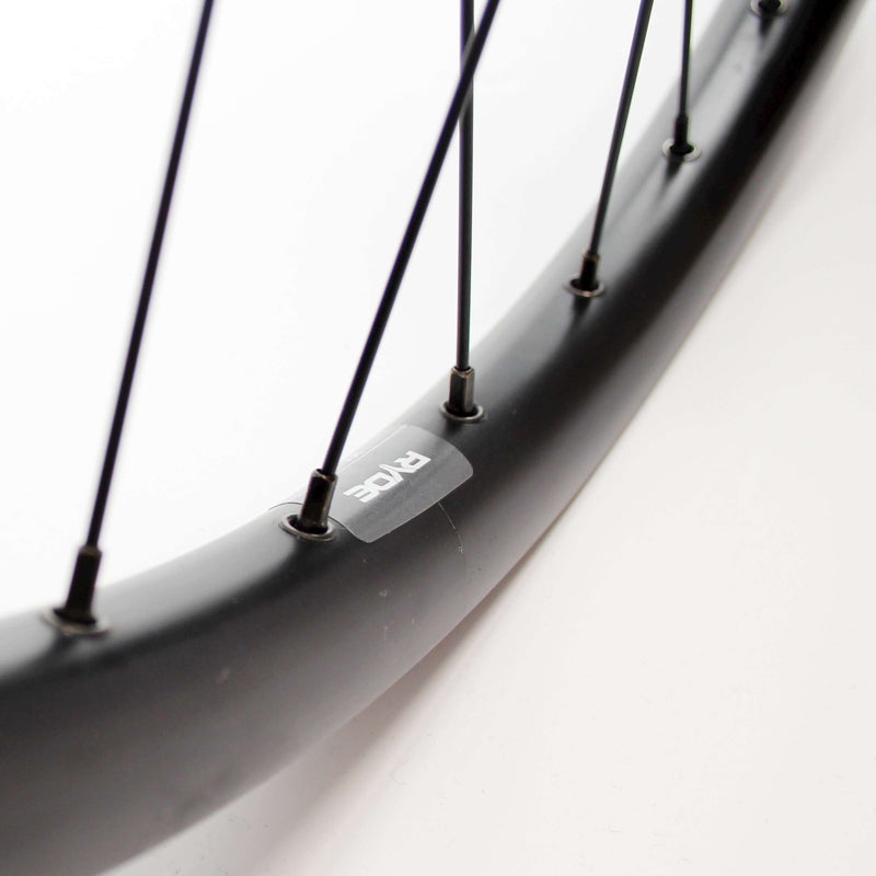 Afbeelding laden in galerijviewer, Roland achterwiel 28 sa a2k 2-speed rival26 zwart rvs spk