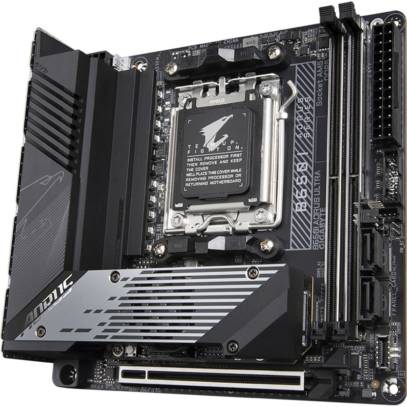 Afbeelding laden in galerijviewer, GIGABYTE GIGABYTE B650I AORUS ULTRA