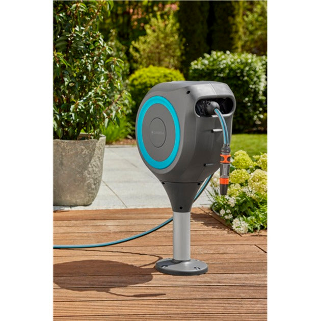 Afbeelding laden in galerijviewer, Gardena patio slangbox rollup slanghaspel (grijs turquoise, 20 meter, incl. reinigingsspuit)