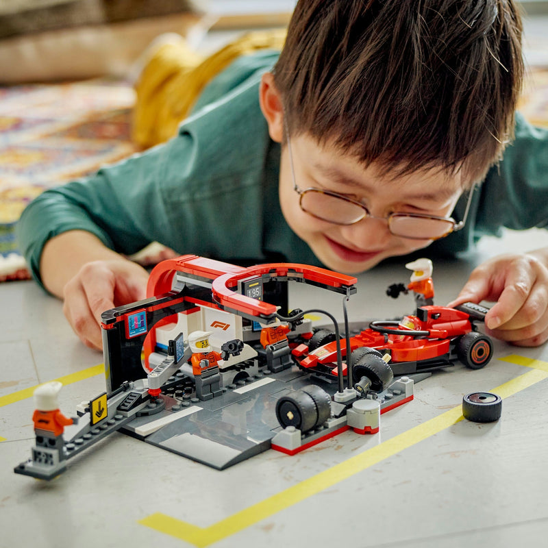 Afbeelding laden in galerijviewer, Lego city f1 pitstop en pitcrew met ferrari auto - 60443