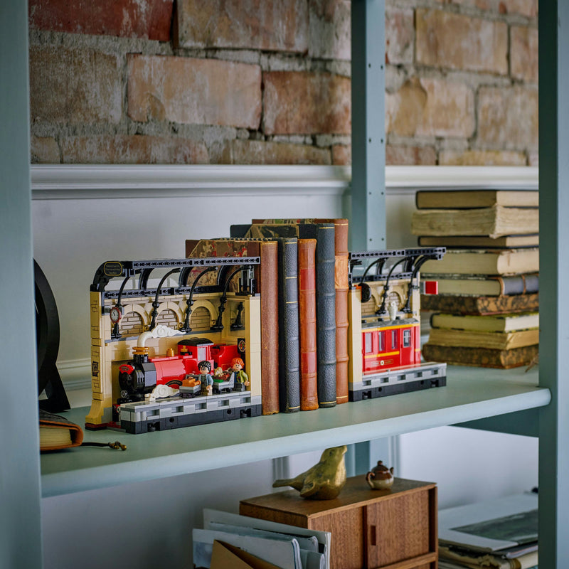 Afbeelding laden in galerijviewer, Lego harry potter boekensteun: de zweinstein express bouwpakket - 76450
