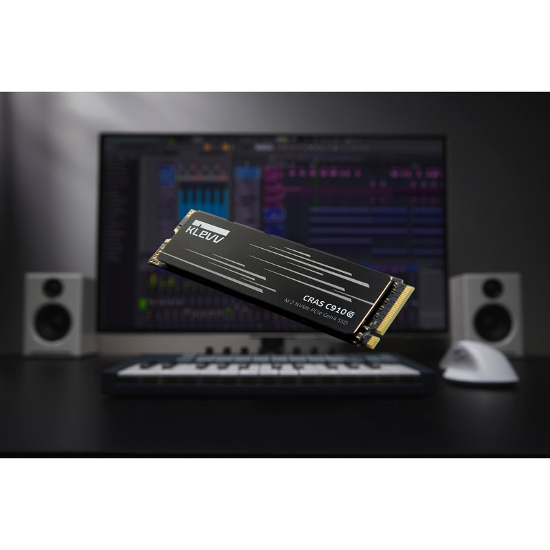 Afbeelding laden in galerijviewer, Klevv cras c910g 4 tb ssd (zwart, k04tbm2sp0-10g, pcie gen 4.0 x4, nvme 2.0)