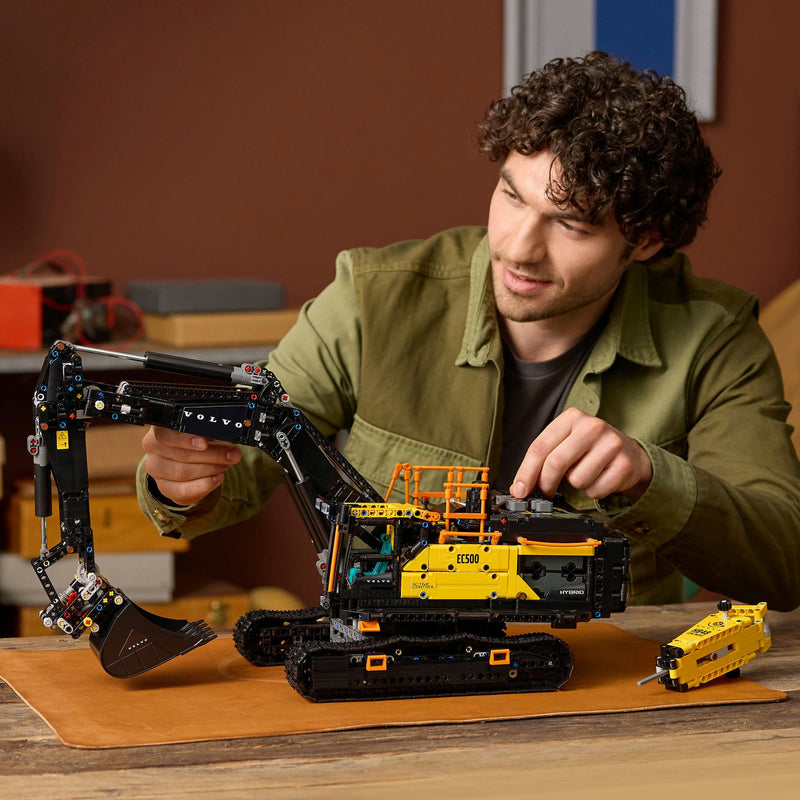 Afbeelding laden in galerijviewer, Lego ® technic volvo ec500 hybrid graafmachine - 42215