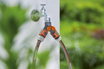 Afbeelding laden in galerijviewer, Gardena producten 2 weg ventiel 21 mm 1 2 en 26 5 mm 3 4