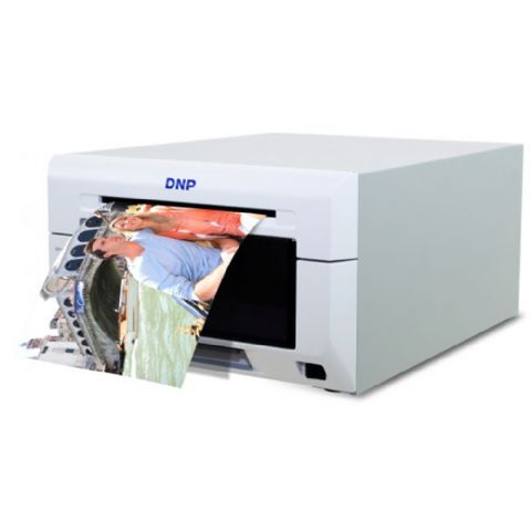 Afbeelding laden in galerijviewer, DNP Digitale Dye Sublimation Foto Printer DS620