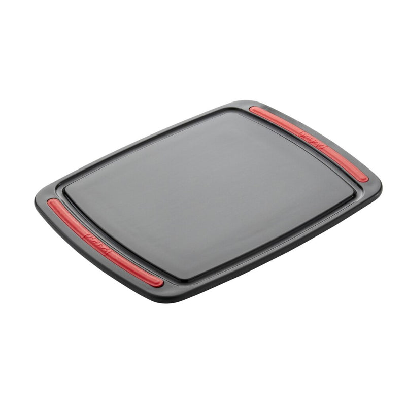 Afbeelding laden in galerijviewer, Brund easy cut snijplank 26x20x0.8 cm zwart rood
