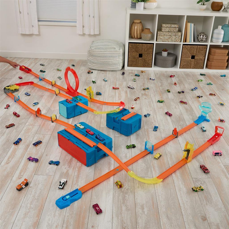 Afbeelding laden in galerijviewer, Hot Wheels Track Builder Vlammenstunt Set
