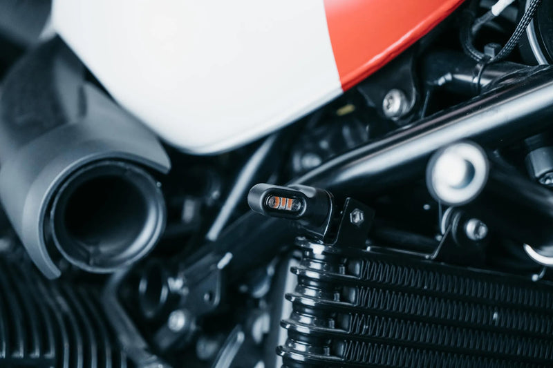 Afbeelding laden in galerijviewer, Motoism richtingaanwijzer type-one short turn signal position ligh type one short bmw
