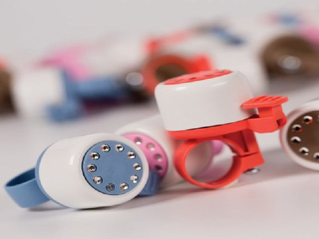 Afbeelding laden in galerijviewer, Widek bel bling-bling op kaart wit en pastelkleur assorti
