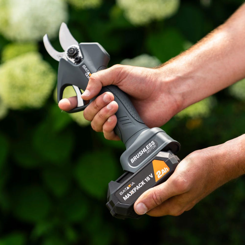 Afbeelding laden in galerijviewer, Batavia producten maxxpack ultra snoeischaar 18v brushless body
