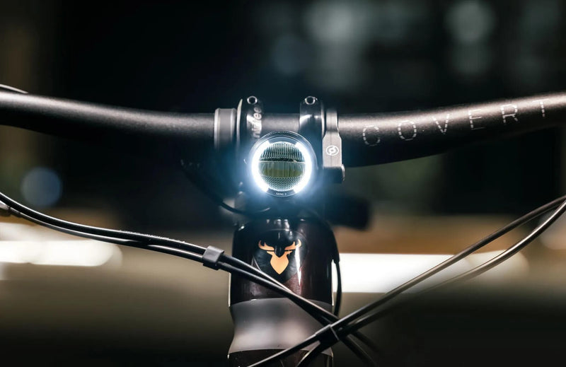 Afbeelding laden in galerijviewer, Supernova koplamp mini 3 front light mini 3
