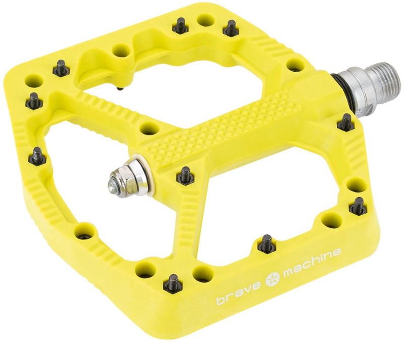 Afbeelding laden in galerijviewer, Brave pedaal freeride 1 plat.pedal freeride 1 limegreen
