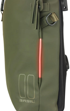 Basil fietsschoudertas soho mik studs | groen | 17l