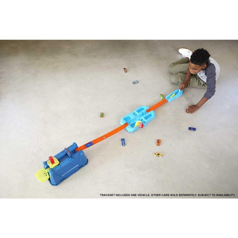 Afbeelding laden in galerijviewer, Mattel Track Builder Crash Stunt Box
