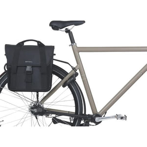 Basil enkele fietstas go 16 liter - zwart