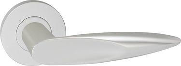 Impresso sutton kruk met rozet rond verdekt aluminium