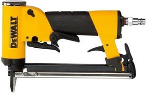 Dewalt dps8016 pneumatische nieten tacker - 4-16mm - 4,9-8,4 bar
