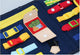 Montessori activiteitenboek - kleding leren openen en sluiten - motoriek oefenen