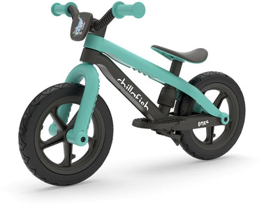 Chillafish loopfiets 2 jaar met voetsteun en voetrem - blauw groen - lichtgewicht loopfiets jongens en meisjes tot 5 jaar met verstelbaar zadel en 12 rubberskin banden voor extra grip binnen en buiten - model bmxie 2