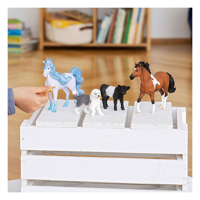Afbeelding laden in galerijviewer, Schleich farm world galloway kalf 13969
