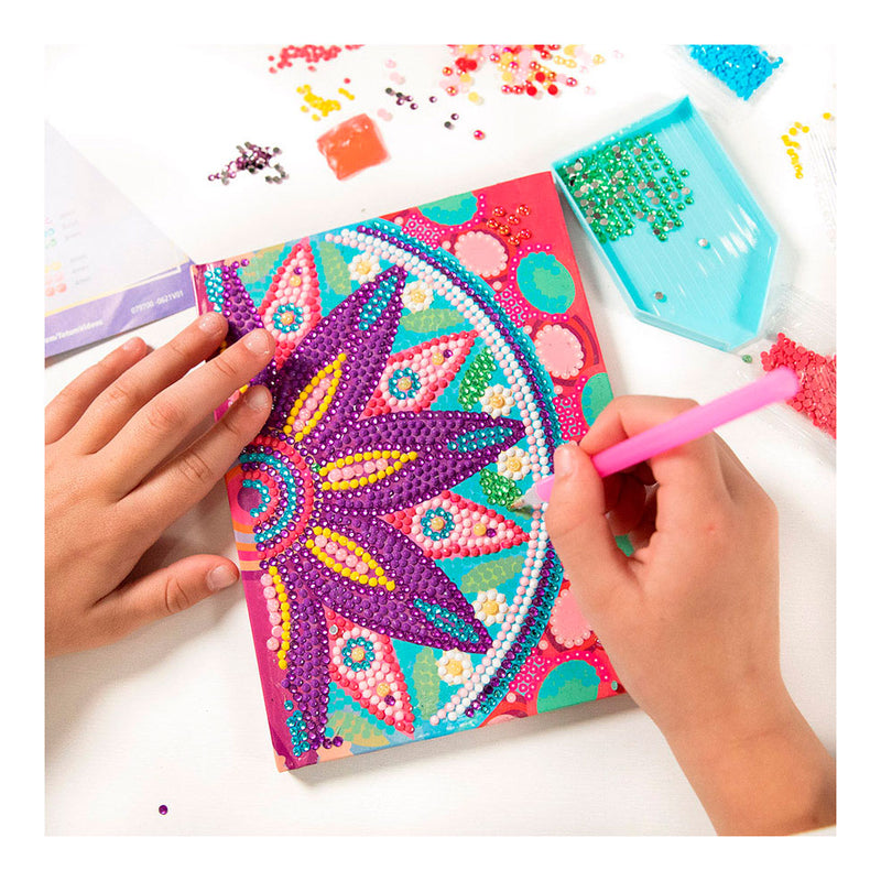 Afbeelding laden in galerijviewer, Totum diamond notitieboekje 079700 cadeautip - creatief knutselen schrijfboek - diamond painting mandala vanaf 6 jaar

