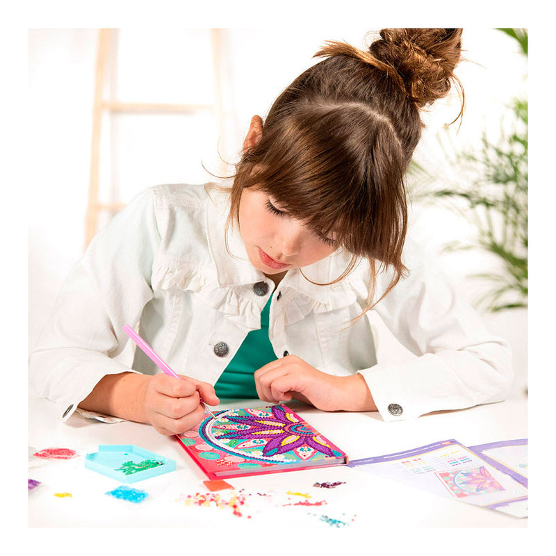 Afbeelding laden in galerijviewer, Totum diamond notitieboekje 079700 cadeautip - creatief knutselen schrijfboek - diamond painting mandala vanaf 6 jaar
