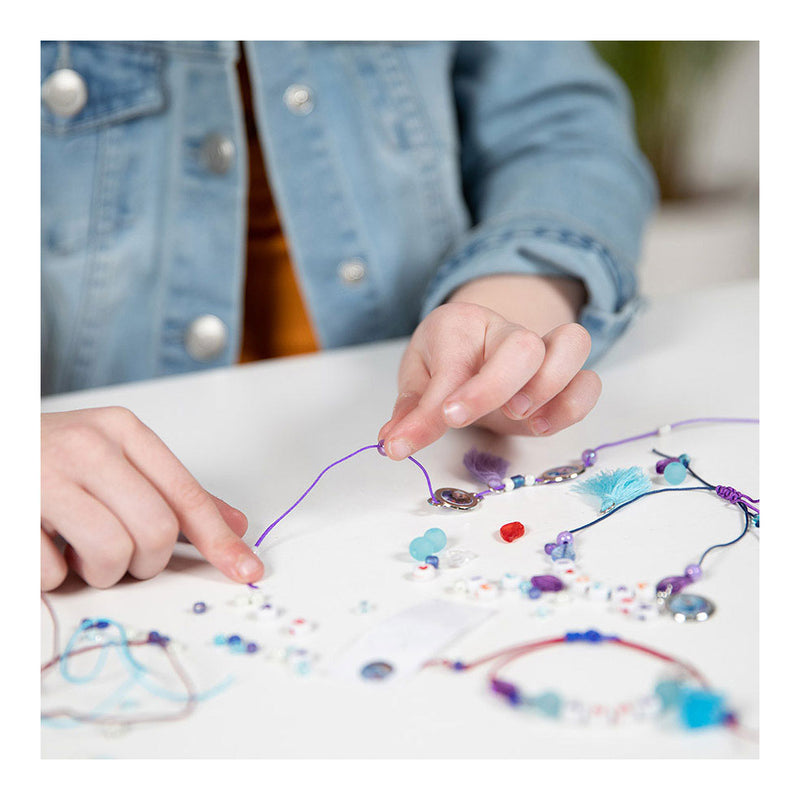 Afbeelding laden in galerijviewer, Totum disney frozen - letter armbandjes
