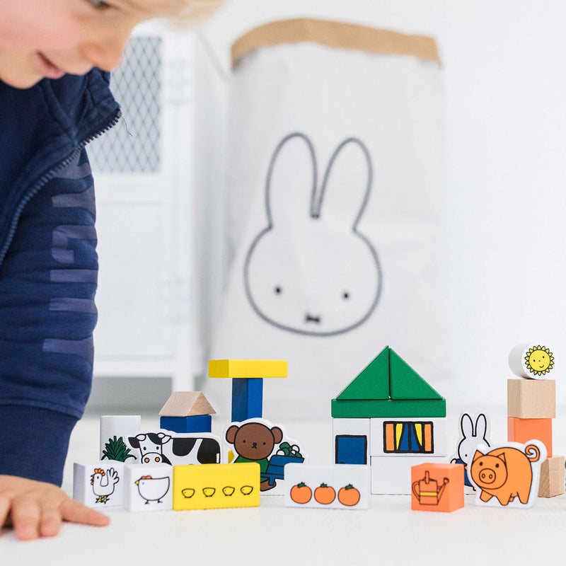 Afbeelding laden in galerijviewer, Bambolino nijntje houten blokken boerderij - 28 delig peuter speelset met boerderijdieren, bouwblokken - educatief speelgoed cadeau tip - vanaf 2 jaar - toys
