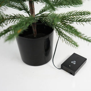 Afbeelding laden in galerijviewer, Kerstboom met led 60 cm
