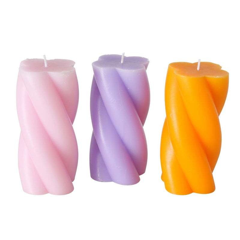 Afbeelding laden in galerijviewer, Boltze home kaars twist gedraaide stompkaars h14cm dia 7cm
