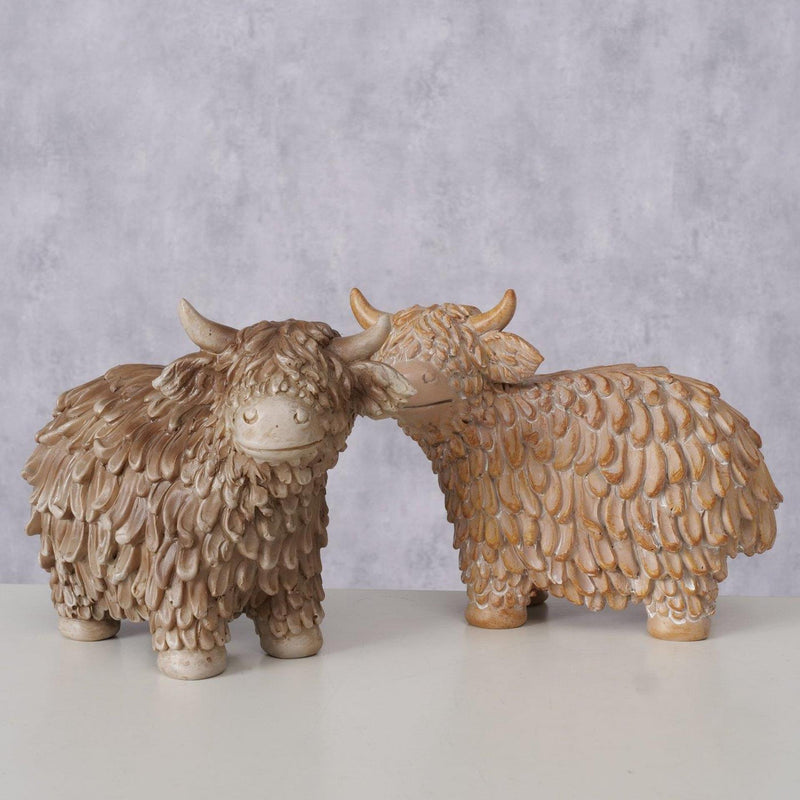 Afbeelding laden in galerijviewer, Boltze home figuur buffy schotse hooglander 18x9x13cm 2 assorti
