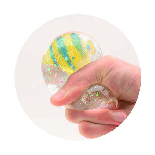 Afbeelding laden in galerijviewer, Johntoy slow rise glitter kubus met vis

