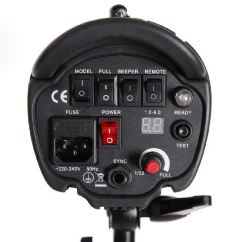 Afbeelding laden in galerijviewer, Falcon eyes studioflitser tf-601 digitaal
