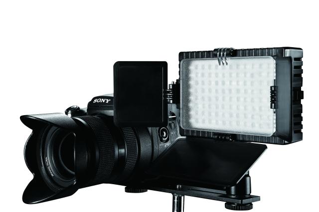 Afbeelding laden in galerijviewer, Falcon eyes led lamp set dimbaar dv-96v-k1 op batterij
