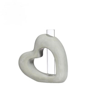 Ideas 4 seasons beeld hart cement met reageerbuis 3,9x13x13,2cm